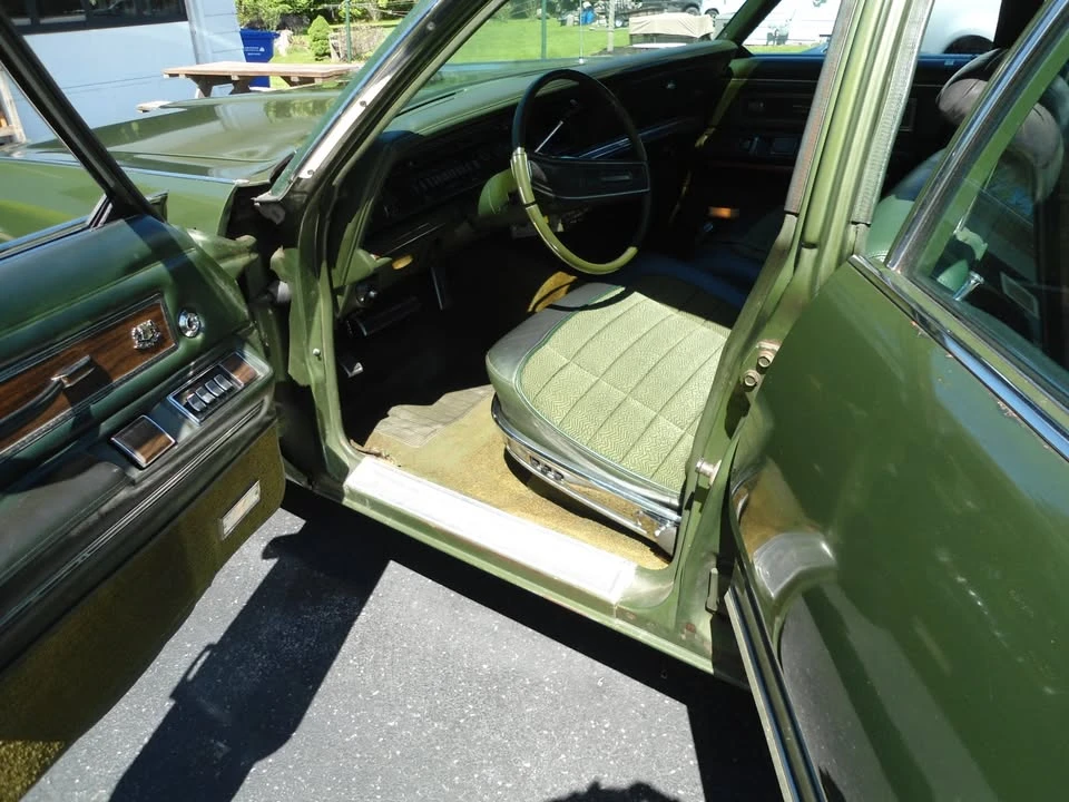1972 Chrysler New Yorker - Image 10 of 18