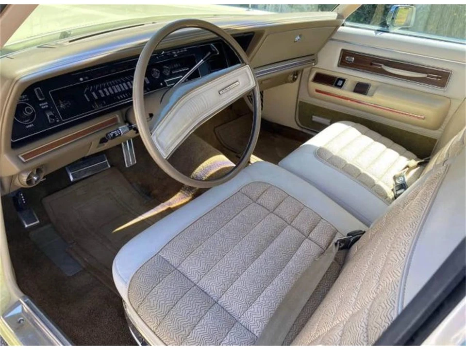 1972 Chrysler New Yorker - Image 14 of 21