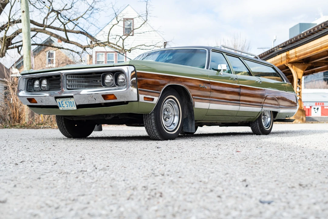 1972 Chrysler Town & Country - Image 10 of 31