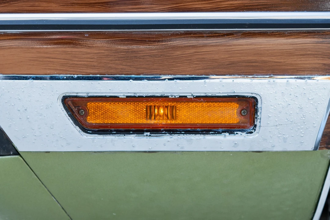 1972 Chrysler Town & Country - Image 26 of 31