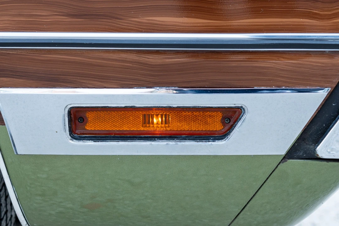 1972 Chrysler Town & Country - Image 27 of 31
