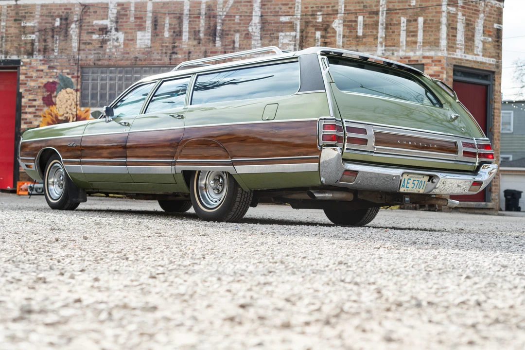 1972 Chrysler Town & Country - Image 15 of 31