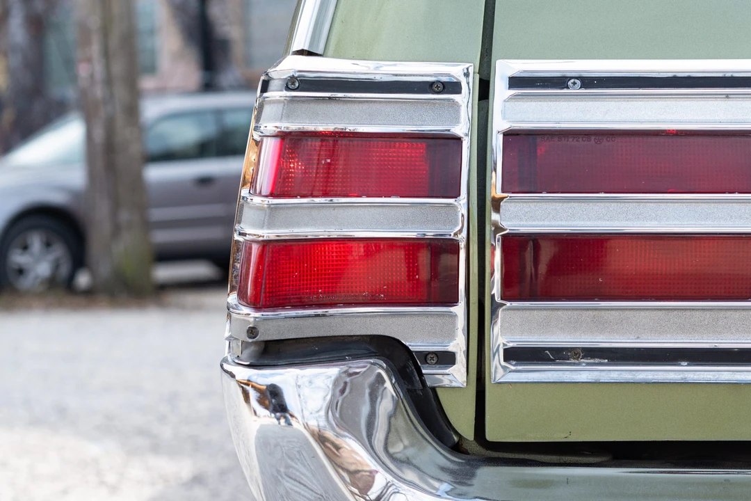 1972 Chrysler Town & Country - Image 22 of 31