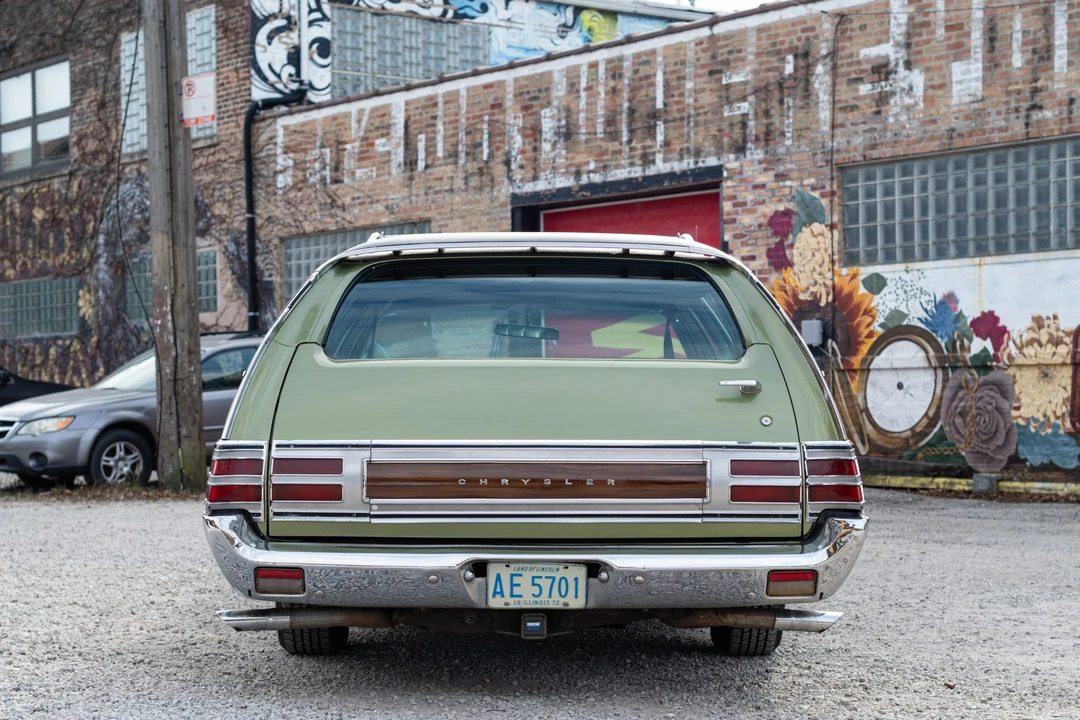 1972 Chrysler Town & Country - Image 7 of 31