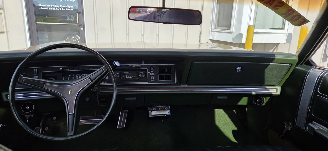 1972 Chrysler Town & Country - Image 26 of 31