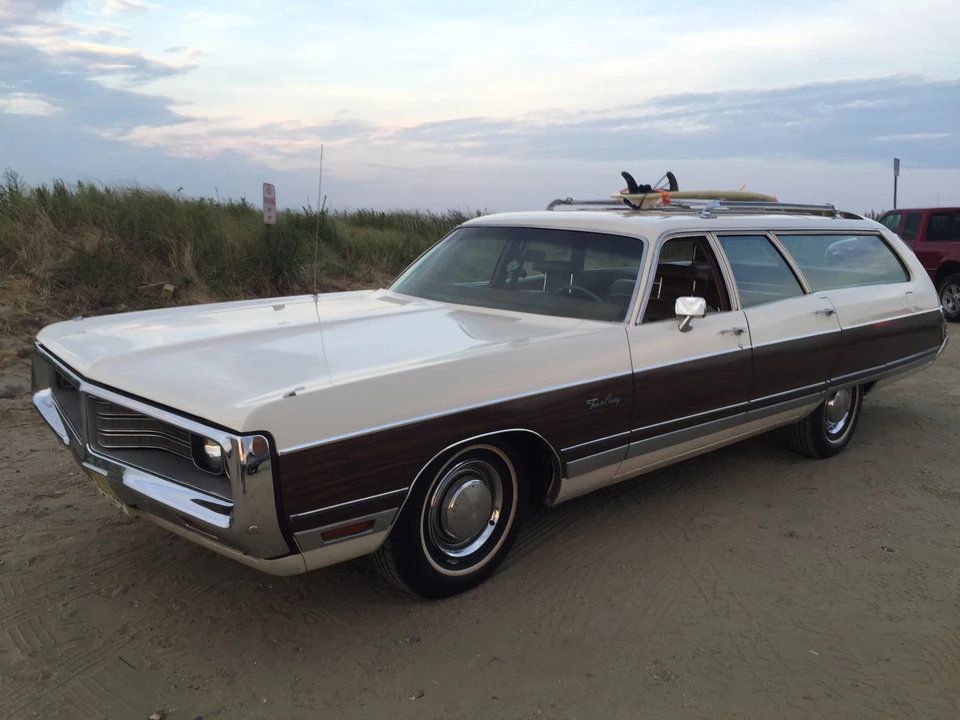 1972 Chrysler Town & Country - Image 3 of 31