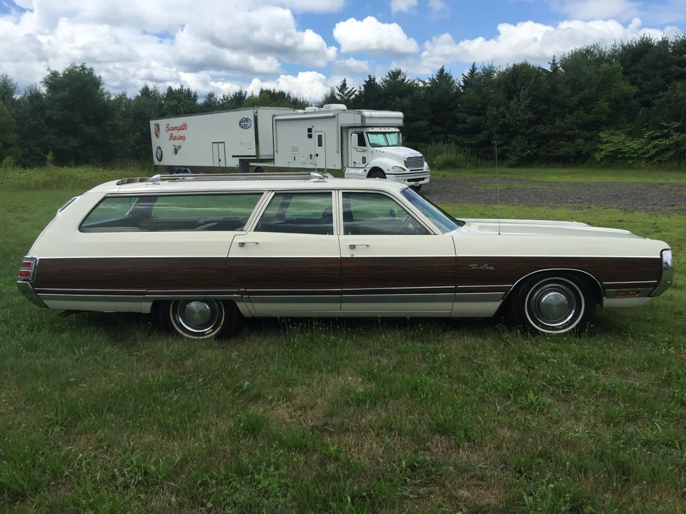 1972 Chrysler Town & Country - Image 27 of 31