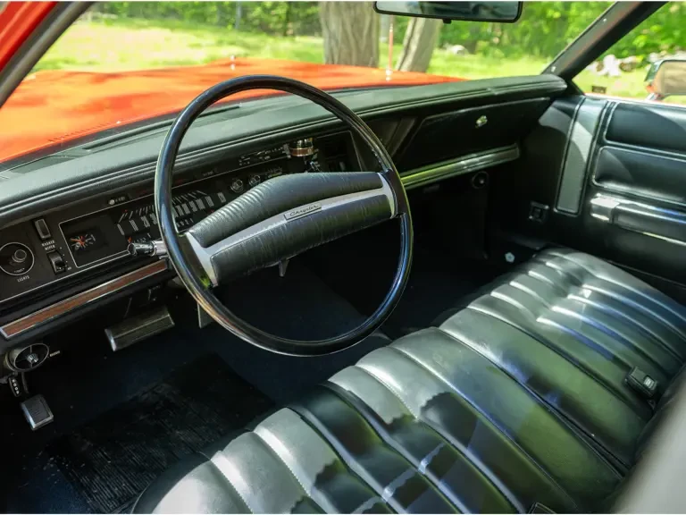1972 Chrysler Town & Country - Image 5 of 31
