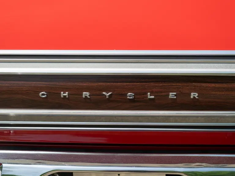 1972 Chrysler Town & Country - Image 8 of 31
