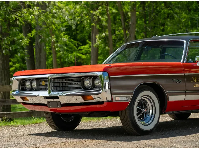 1972 Chrysler Town & Country - Image 14 of 31