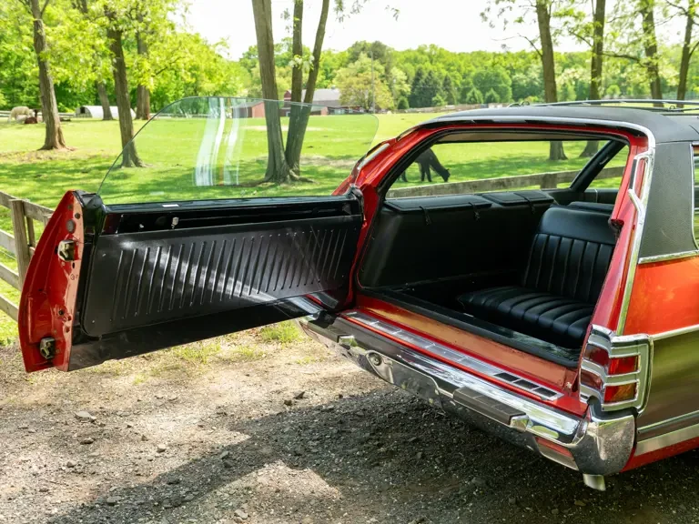 1972 Chrysler Town & Country - Image 15 of 31