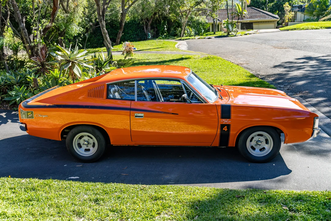 1972 Chrysler - Image 24 of 31