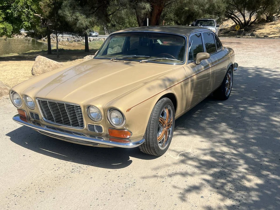 1972 Jaguar XJ Series 1 - Image 7 of 24
