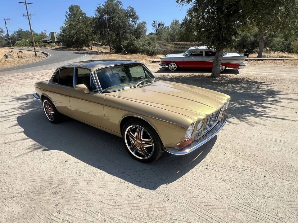 1972 Jaguar XJ Series 1 - Image 6 of 24