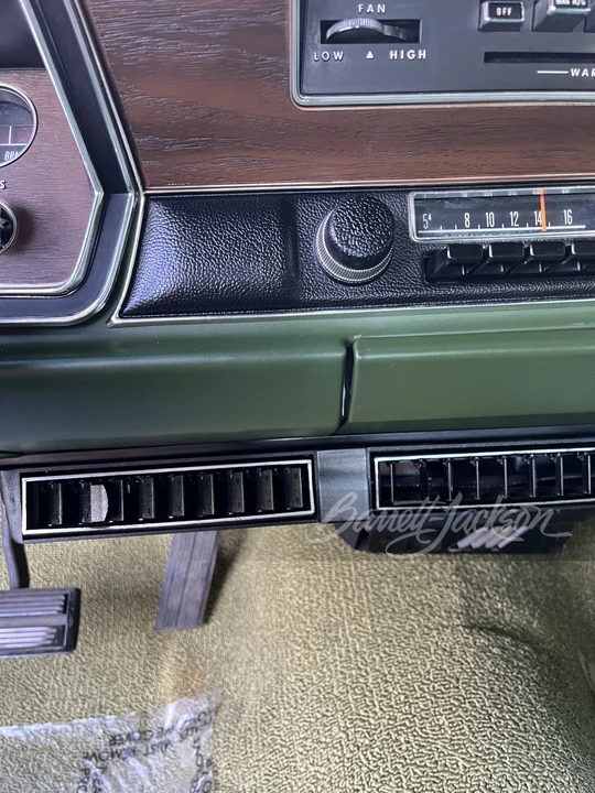 1972 Dodge Challenger - Image 26 of 30