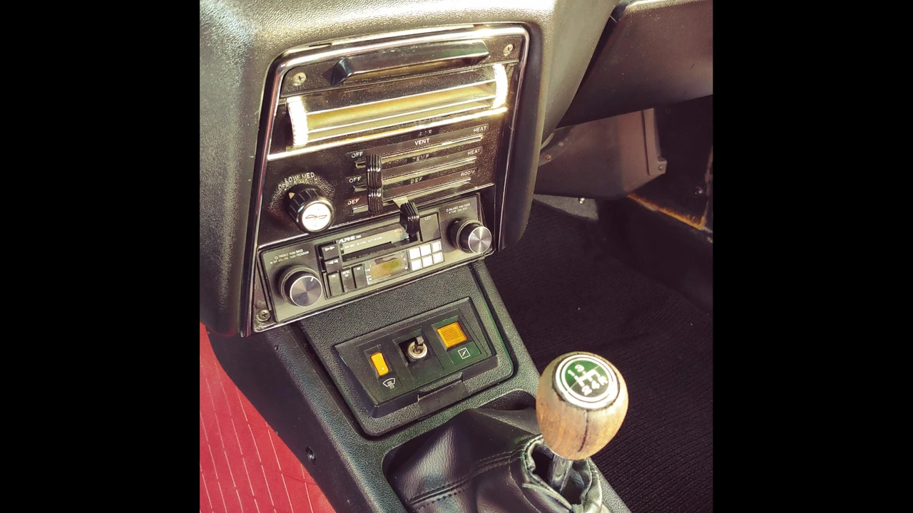 1972 Nissan Fairlady Z 1st Gen - Image 21 of 31