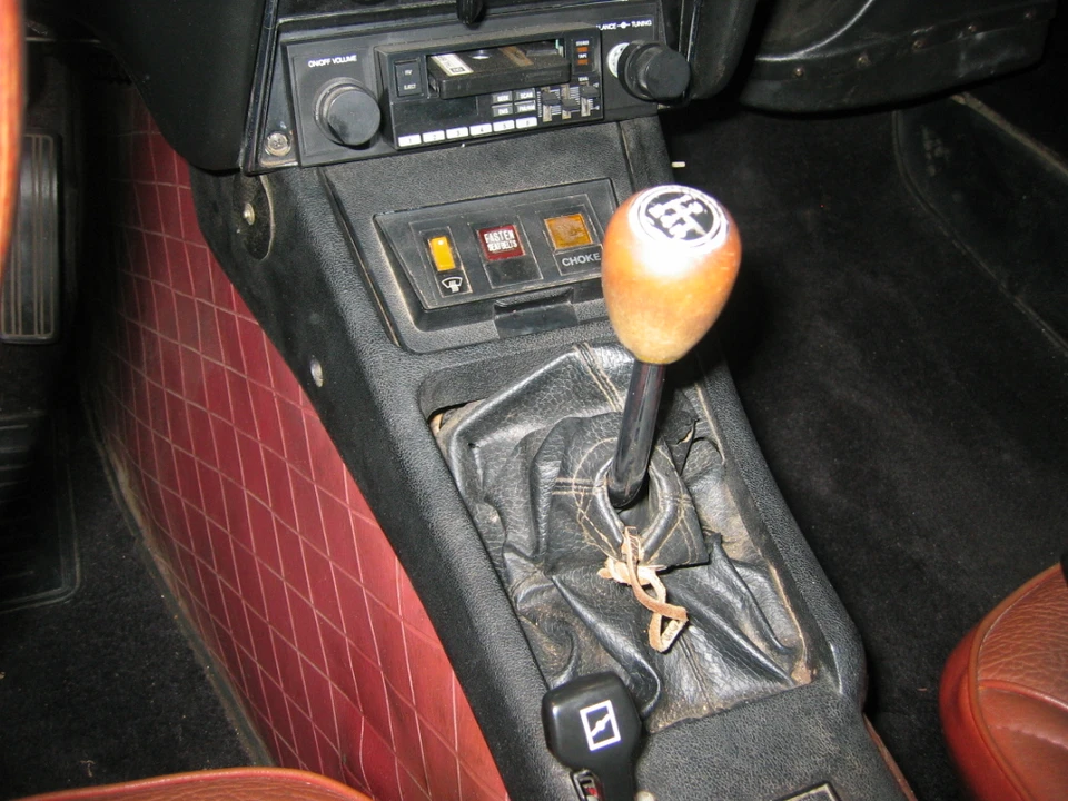 1972 Nissan Fairlady Z 1st Gen - Image 27 of 31