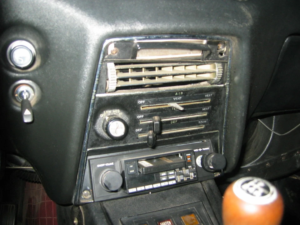 1972 Nissan Fairlady Z 1st Gen - Image 28 of 31