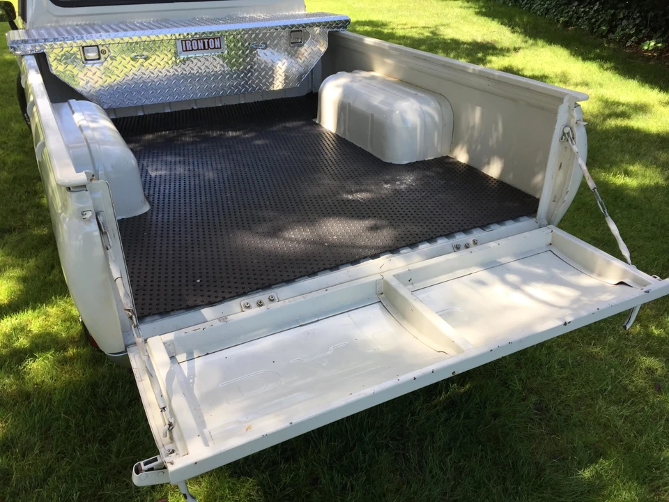 1972 Nissan - Image 23 of 31