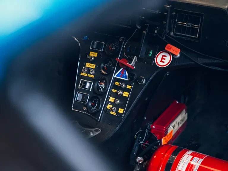 1972 DeTomaso Pantera - Image 28 of 31
