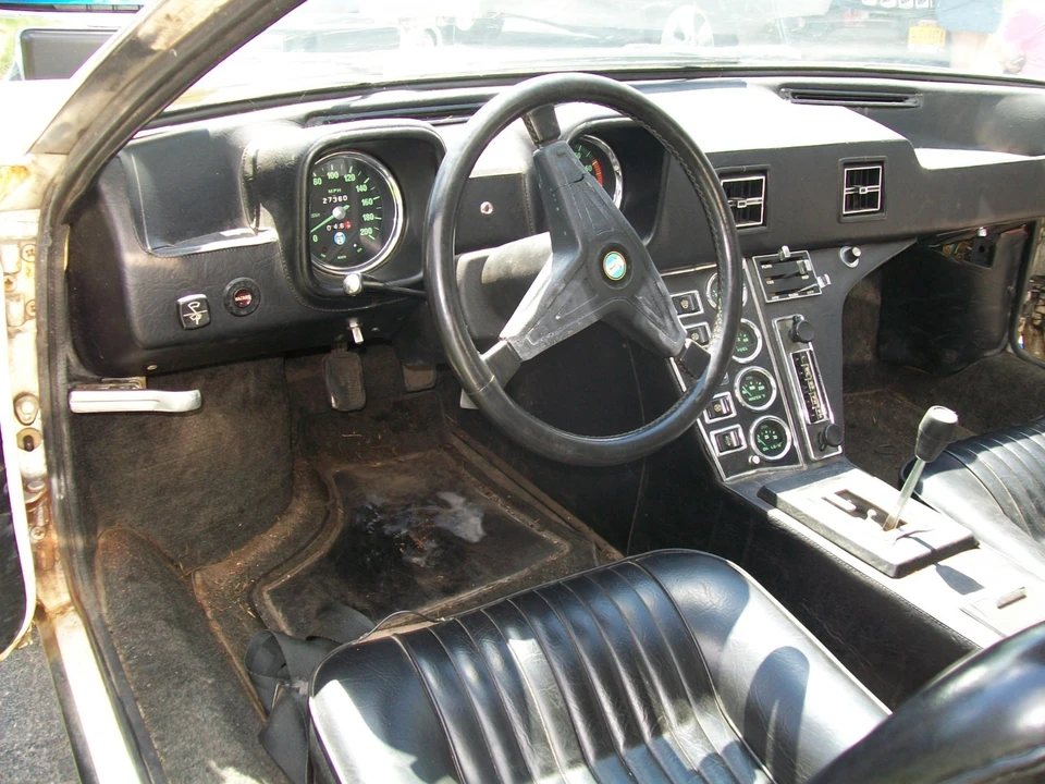 1972 DeTomaso Pantera - Image 16 of 21
