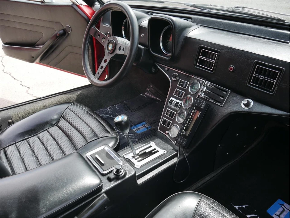 1972 DeTomaso Pantera - Image 16 of 31