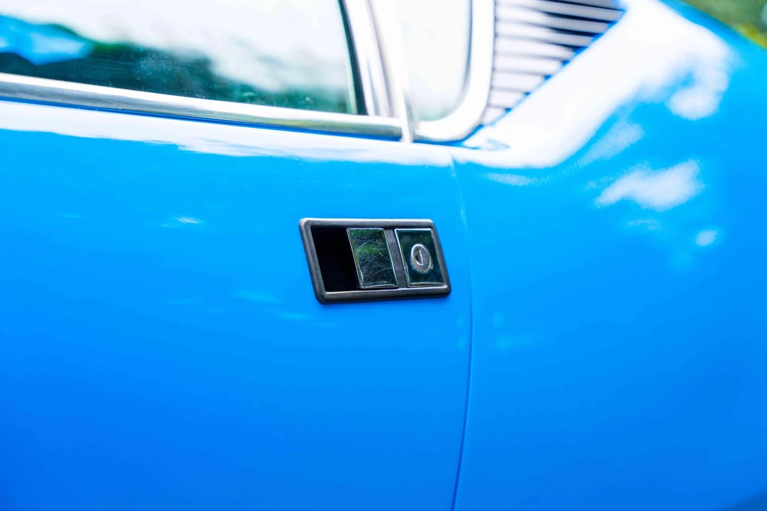 1972 DeTomaso Pantera - Image 30 of 31