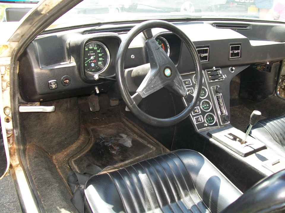 1972 DeTomaso Pantera - Image 14 of 26