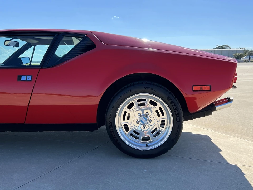 1972 DeTomaso Pantera - Image 16 of 31