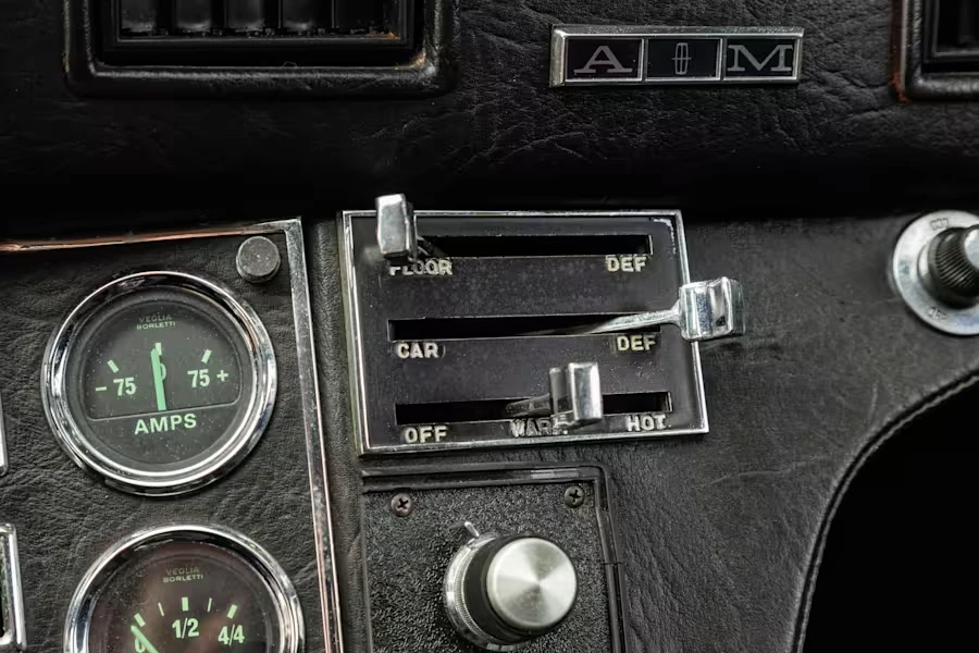 1972 DeTomaso Pantera - Image 24 of 31