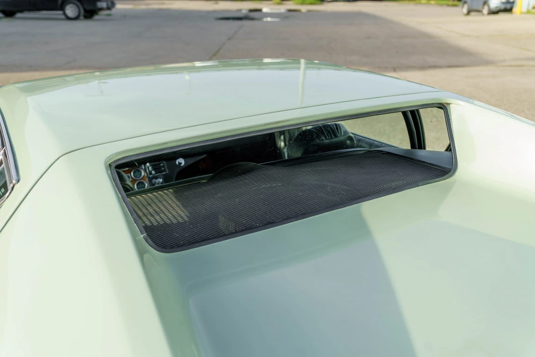 1972 DeTomaso Pantera - Image 27 of 31