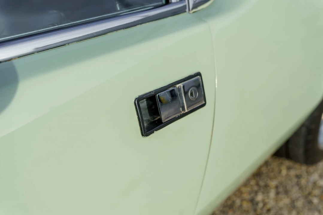 1972 DeTomaso Pantera - Image 23 of 31
