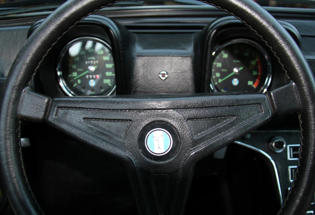 1972 DeTomaso Pantera - Image 23 of 31