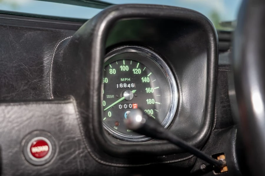 1972 DeTomaso Pantera - Image 20 of 24