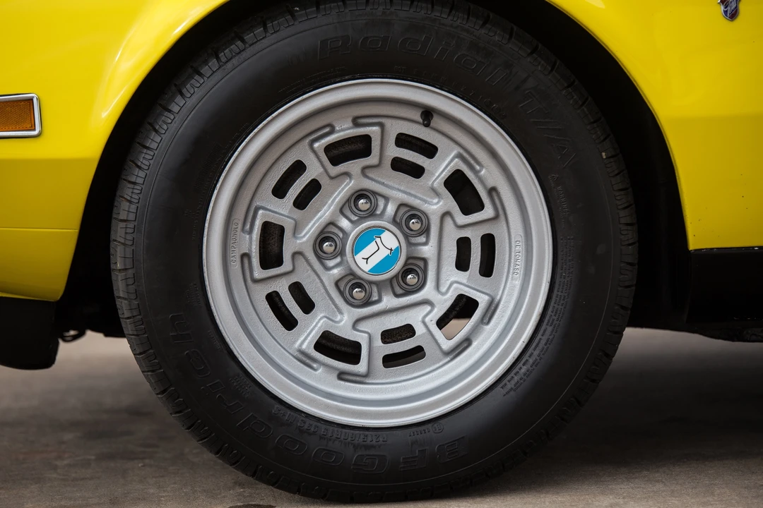 1972 DeTomaso Pantera - Image 14 of 31