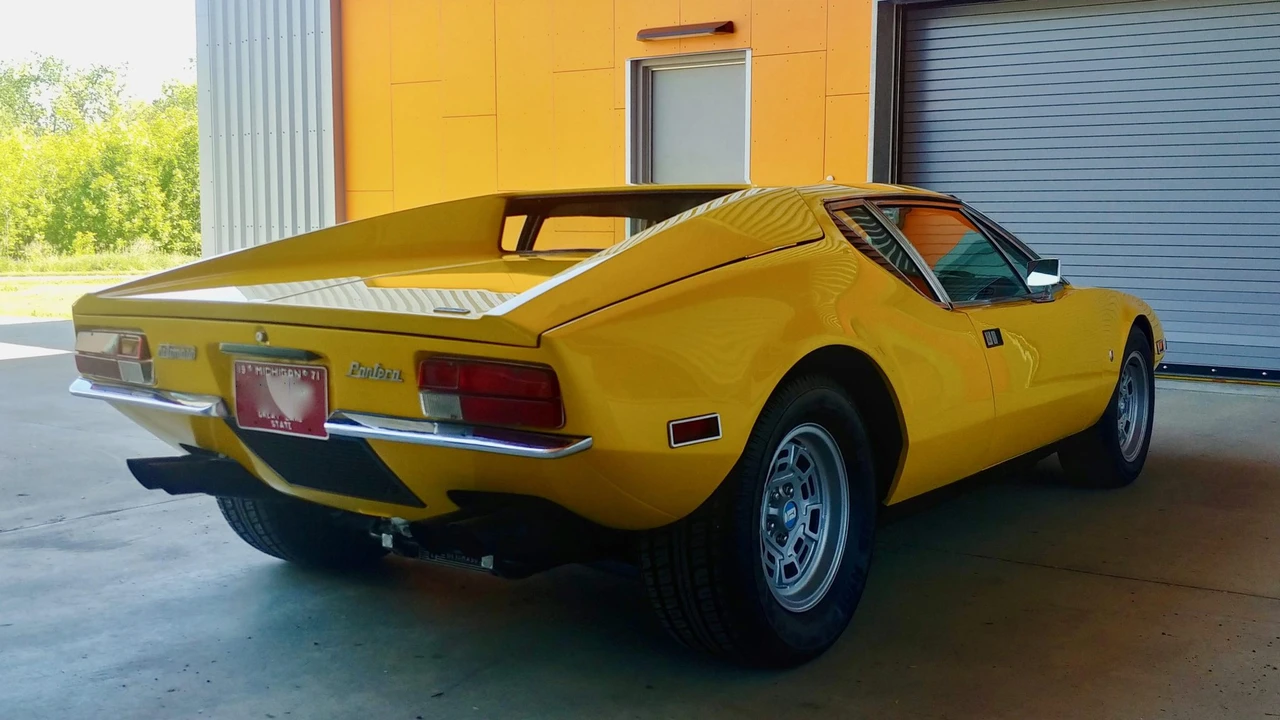 1972 DeTomaso Pantera - Image 12 of 31