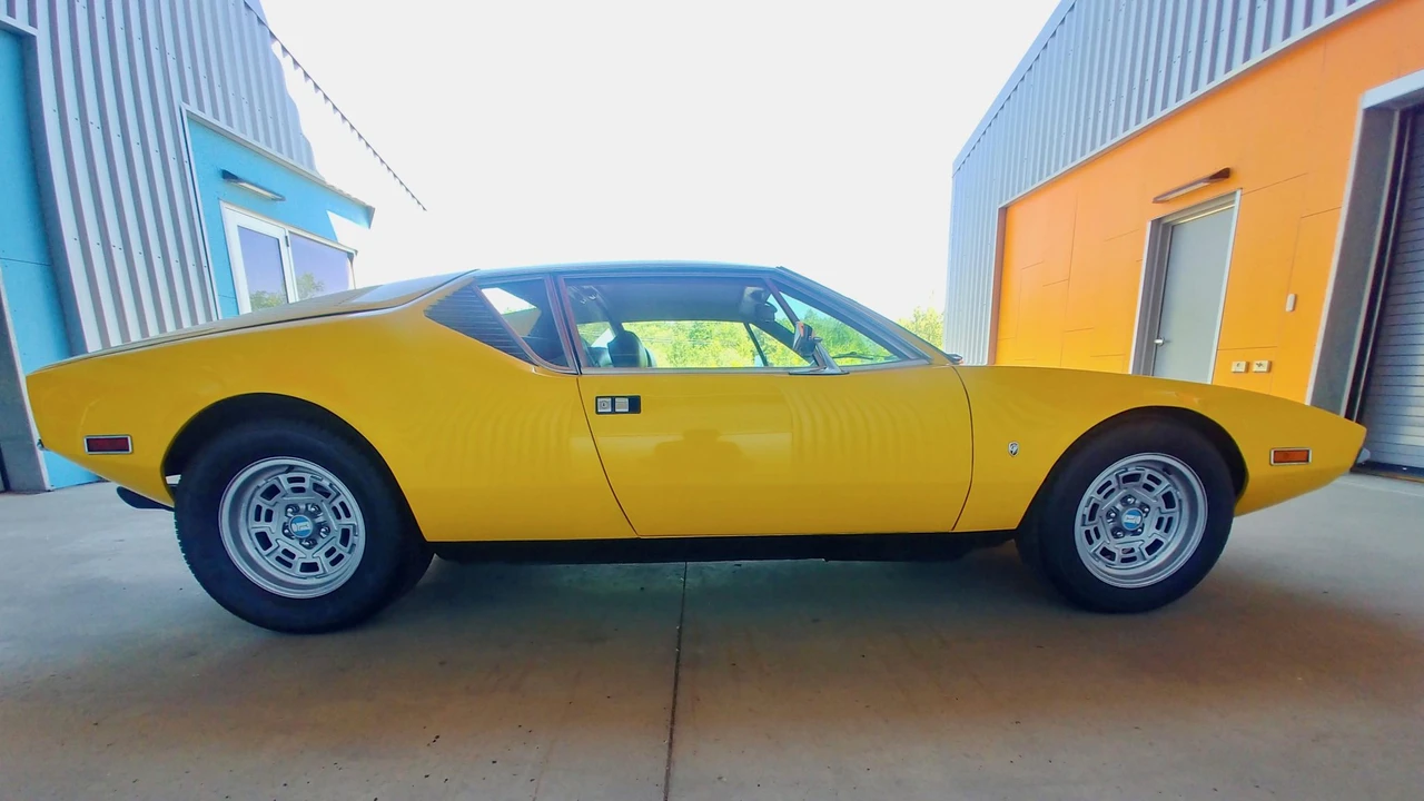 1972 DeTomaso Pantera - Image 15 of 31