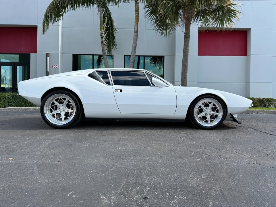 1972 DeTomaso Pantera - Image 2 of 21