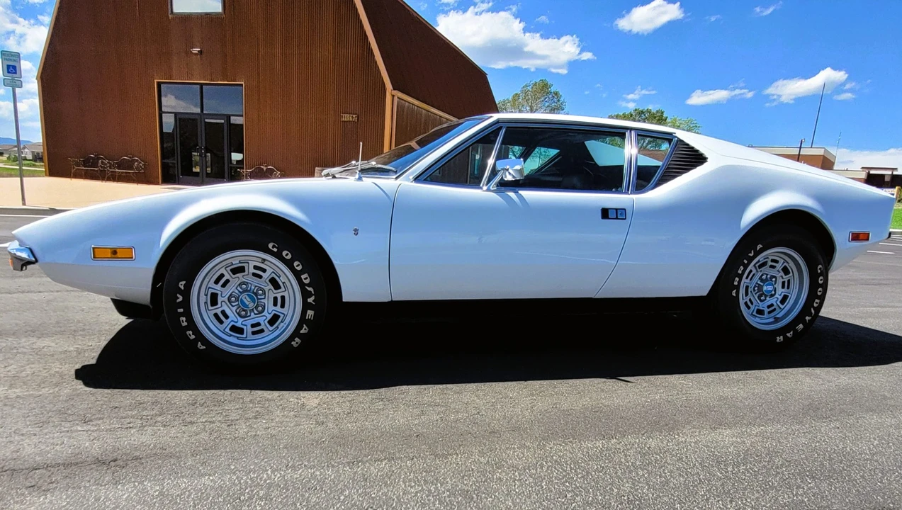 1972 DeTomaso Pantera - Image 2 of 31