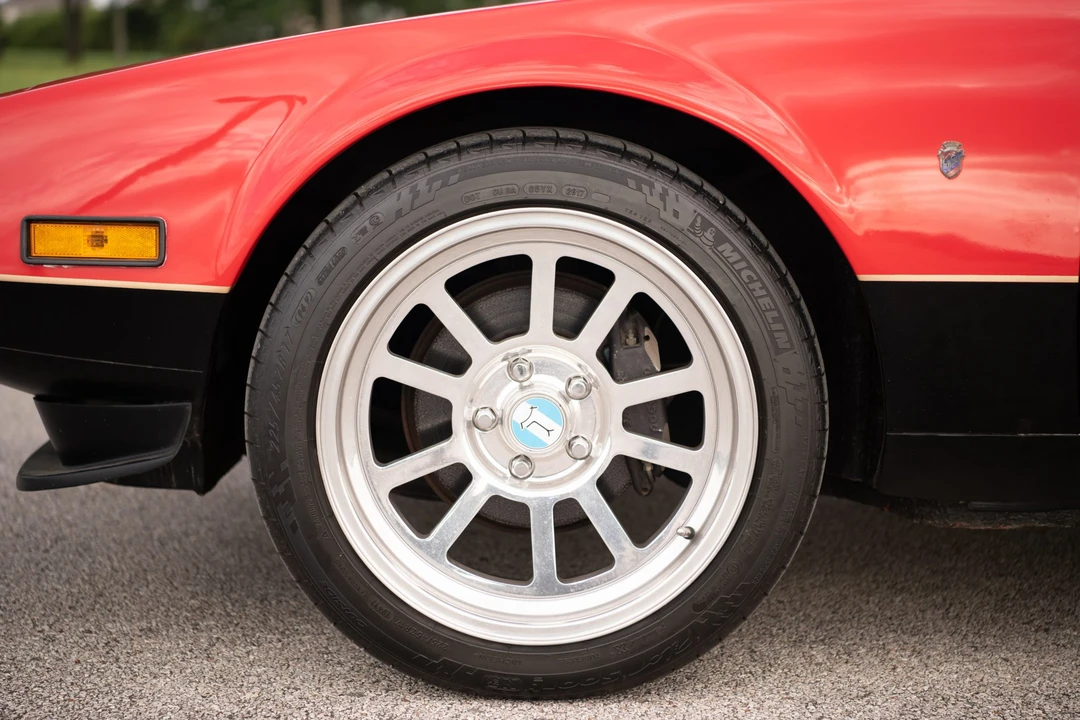 1972 DeTomaso Pantera - Image 26 of 31
