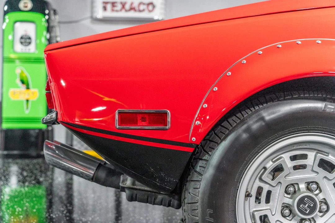 1972 DeTomaso Pantera - Image 29 of 31