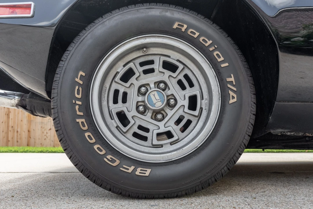 1972 DeTomaso Pantera - Image 25 of 31