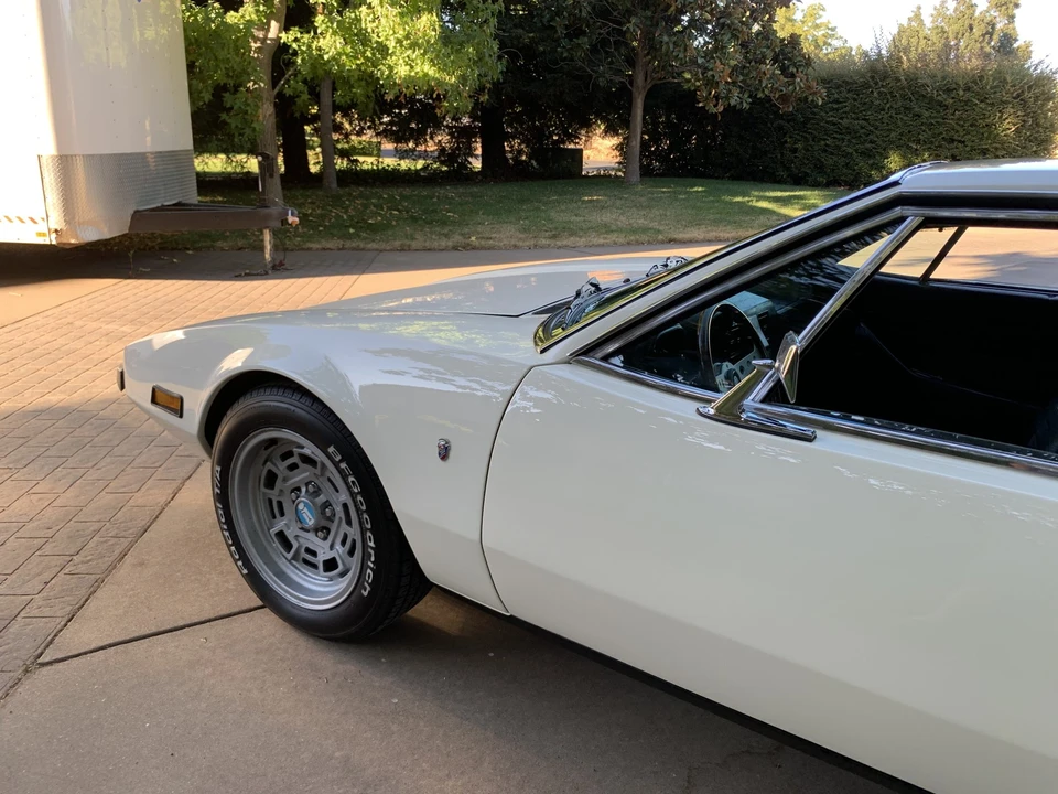 1972 DeTomaso Pantera - Image 16 of 31