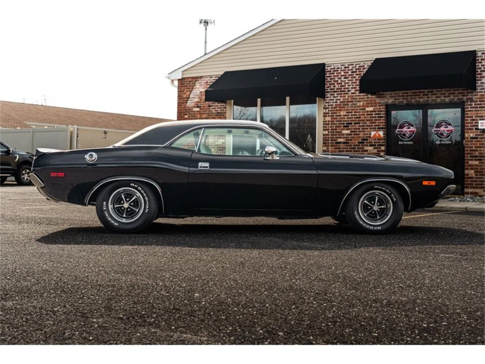 1972 Dodge Challenger 1st Gen - Image 22 of 31