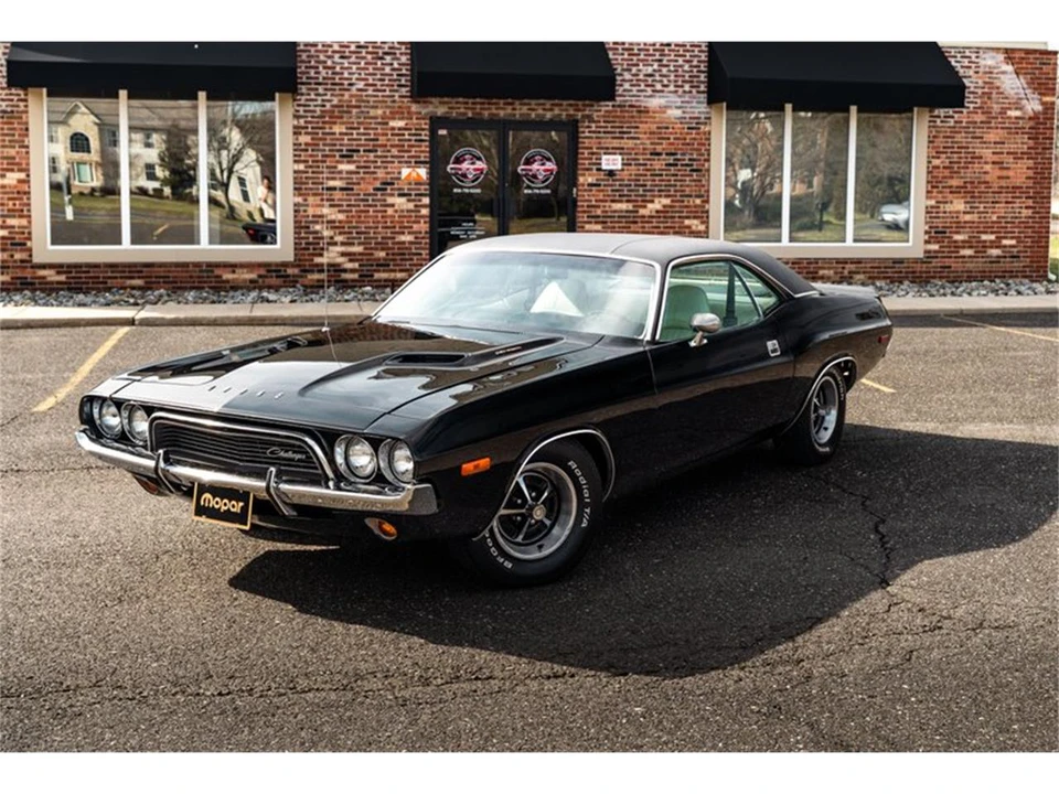1972 Dodge Challenger 1st Gen - Image 5 of 31