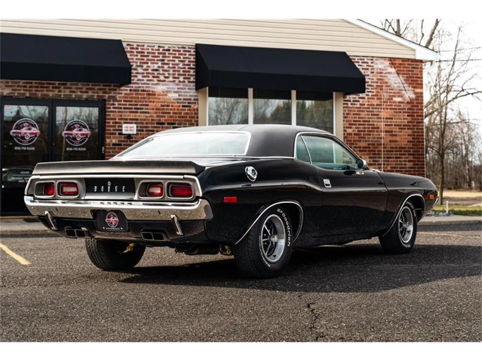 1972 Dodge Challenger 1st Gen - Image 19 of 31
