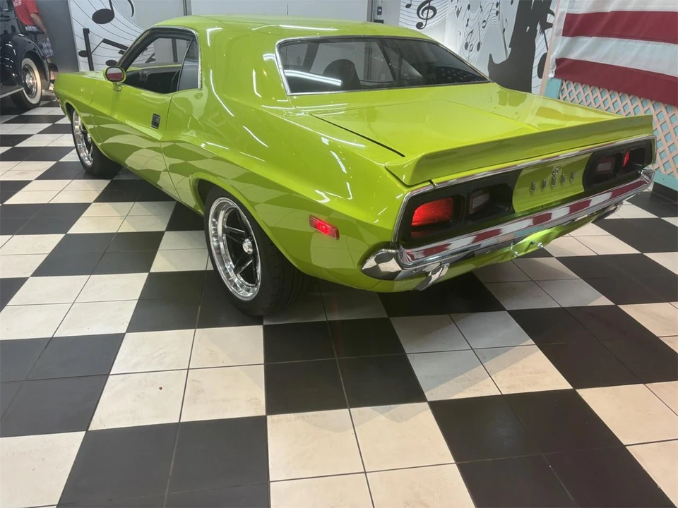 1972 Dodge Challenger 1st Gen - Image 10 of 31
