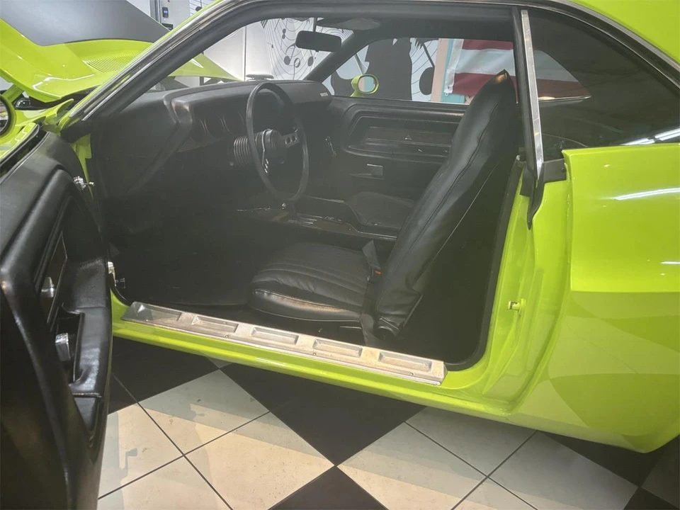 1972 Dodge Challenger 1st Gen - Image 20 of 31