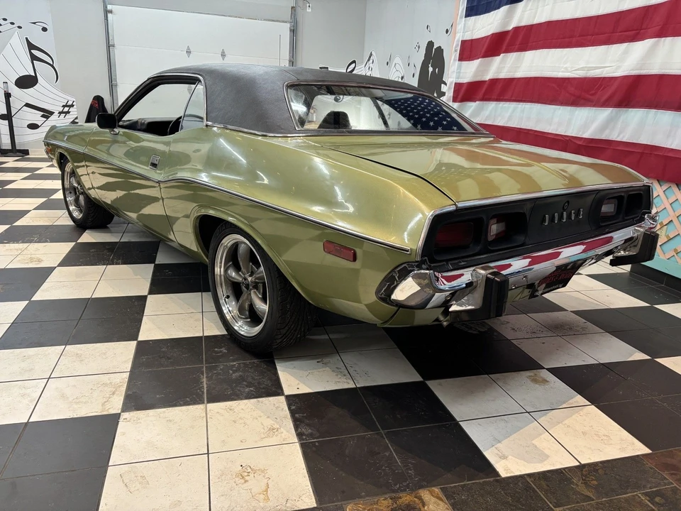 1972 Dodge Challenger 1st Gen - Image 17 of 21