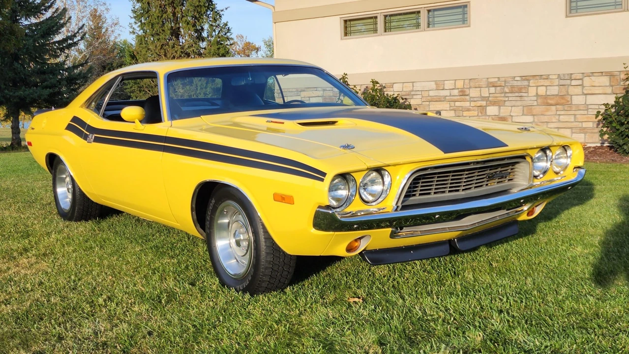 1972 Dodge Challenger 1st Gen - Image 16 of 31